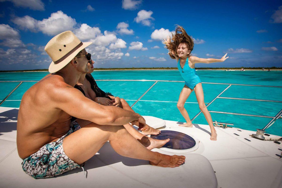 Tulum_and_Puerto_Aveuntruas_long_charter_by_Riviera_Charters_22
