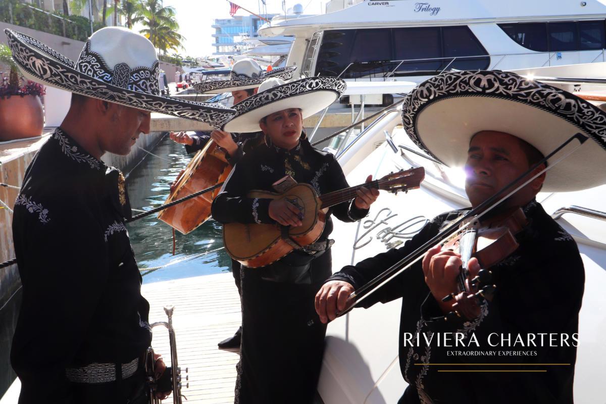 Yacht-music-onboard-Mariachi-band-in-Cancun-by-Riviera-Charters-22