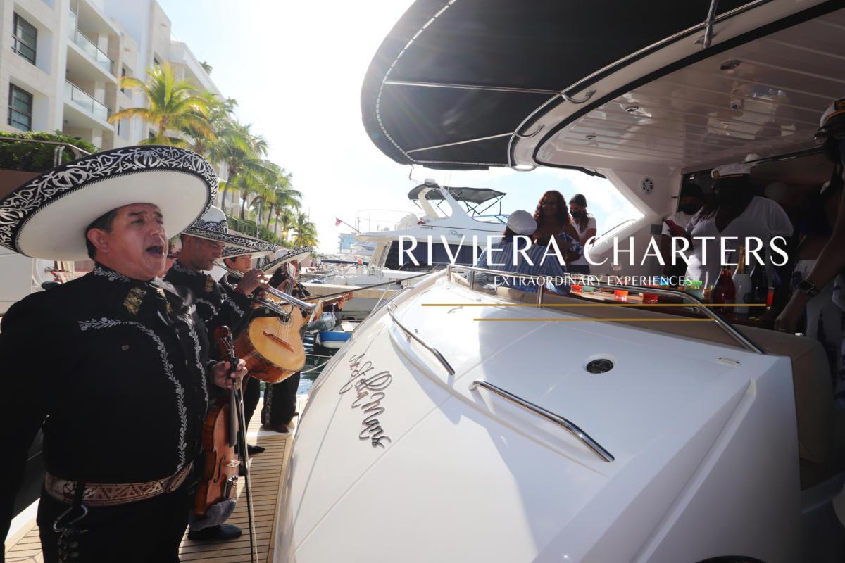 Yacht-music-onboard-Mariachi-band-in-Cancun-by-Riviera-Charters-25
