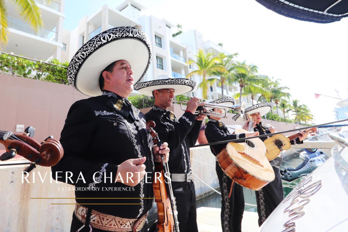 Yacht-music-onboard-Mariachi-band-in-Cancun-by-Riviera-Charters-27