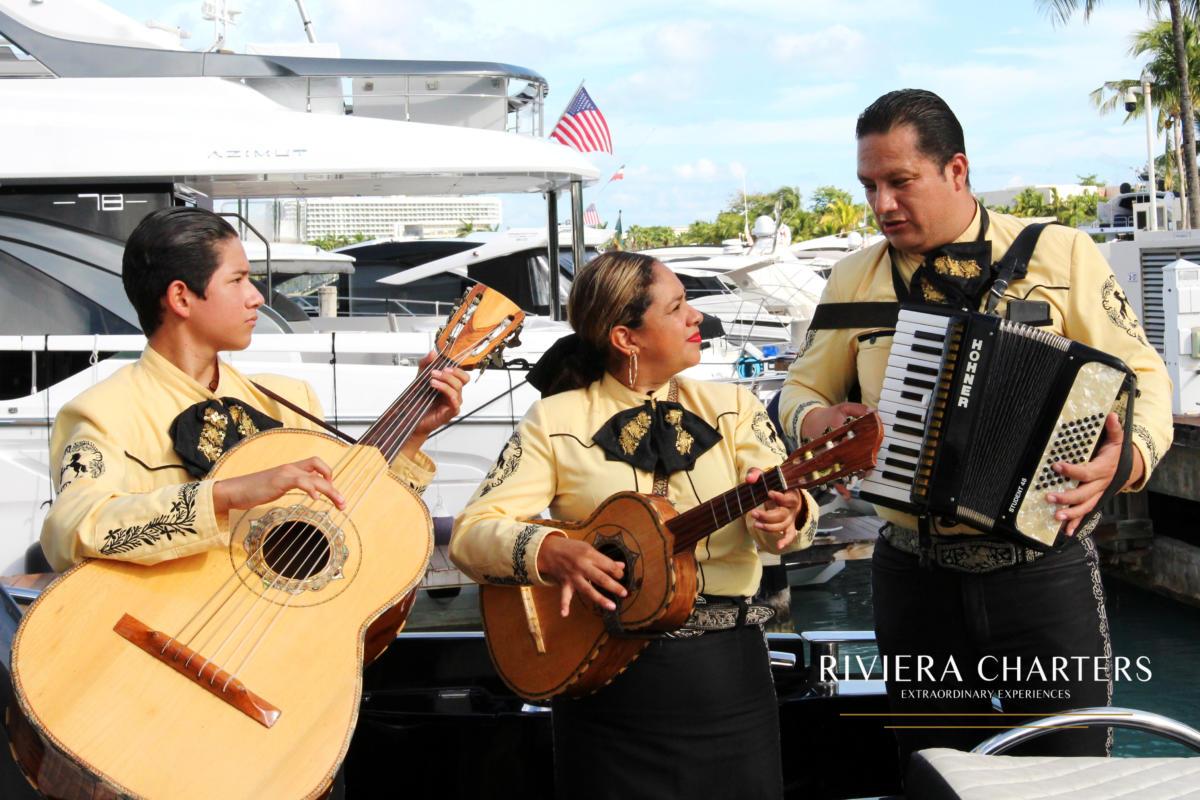 Yacht-music-onboard-Mariachi-band-in-Cancun-by-Riviera-Charters-4