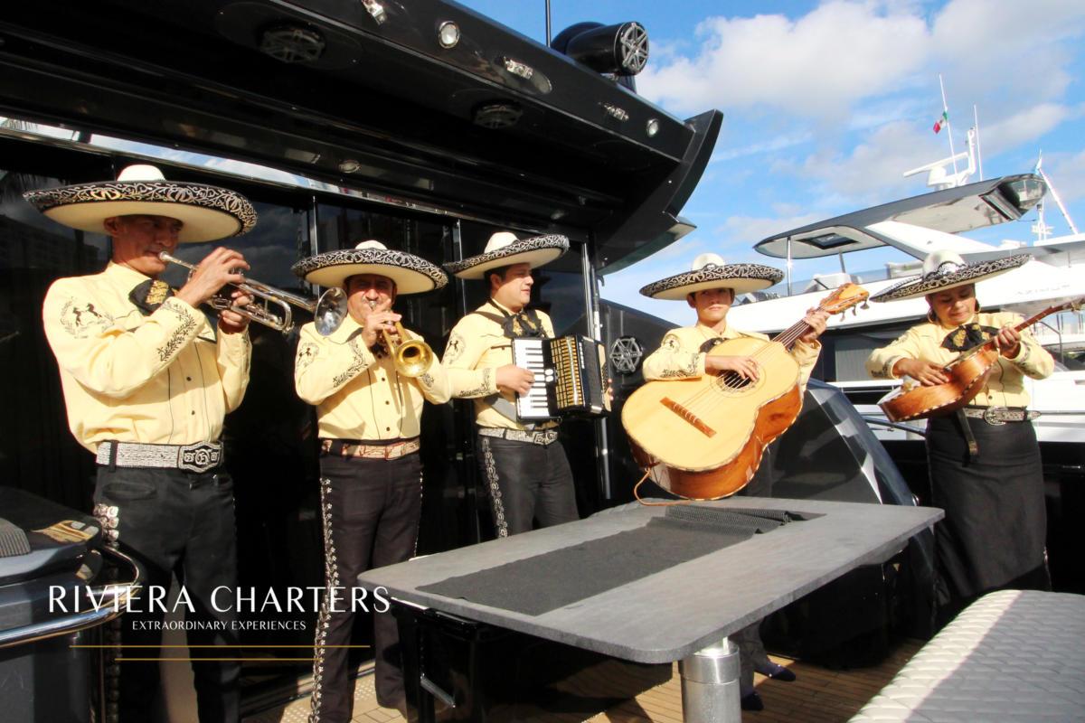 Yacht-music-onboard-Mariachi-band-in-Cancun-by-Riviera-Charters-8