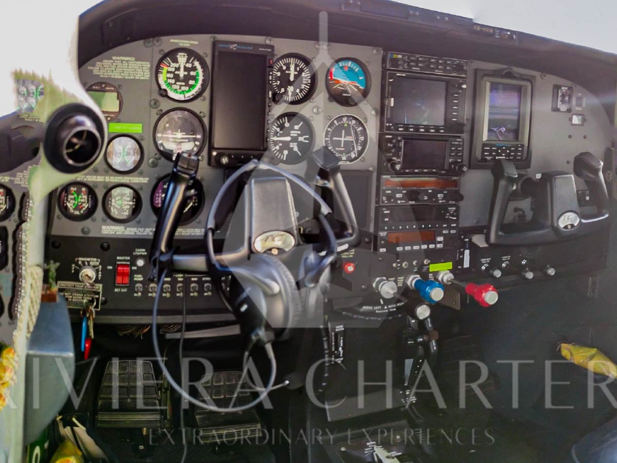 cessna-cockpit-image
