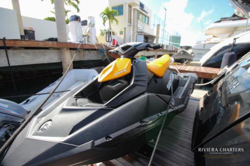 64 Ft Sunseeker Predator yacht rental in Cancun by Riviera Charters 18