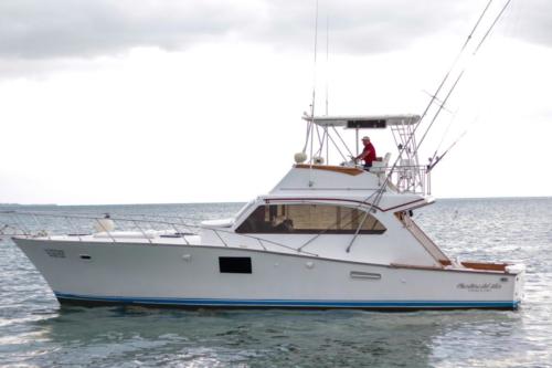46 Ft Sport Fishing yacht rental in Cancun by Riviera Cahrters