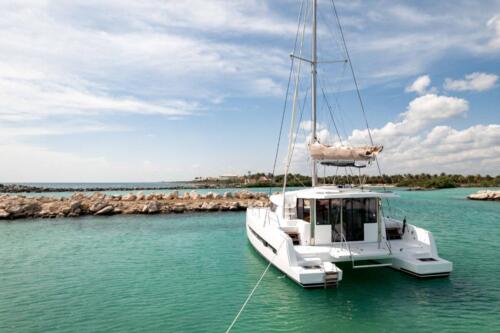40-Ft-Catamaran-Bali-yacht-rental-in-Tulum-and-Riviera-Maya-by-Riviera-Charters-2 (1)