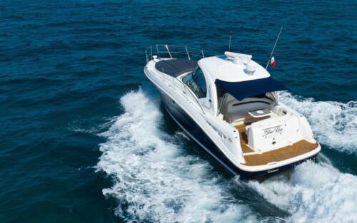 40-Ft-Sea-Ray-Sundancer-Luxury-Yacht-Tulum-and-Riviera-Maya-yacht-rental-and-bachelorette-party-by-Riviera-Charters-3