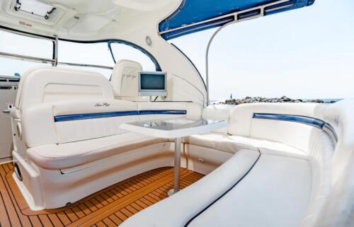 40-Ft-Sea-Ray-Sundancer-Luxury-Yacht-Tulum-and-Riviera-Maya-yacht-rental-and-bachelorette-party-by-Riviera-Charters-9