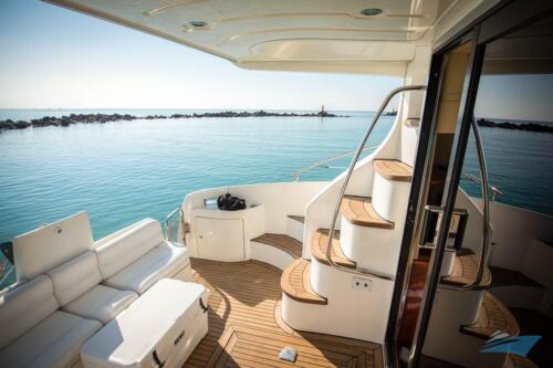 42-Ft-Azimut-Luxury-Yacht-Tulum-and-Riviera-Maya-yacht-rental-and-bachelorette-party-by-Riviera-Charters-4