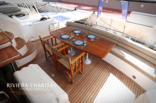 4264-Ft-Sunseeker-Manhattan-with-flybridge-in-Cancun-and-Isla-Mujeres-by-Riviera-Charters-46