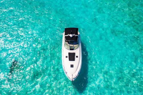 44 Ft Sea Ray Sundancer yacht rental in Cancun by Riviera Charters83