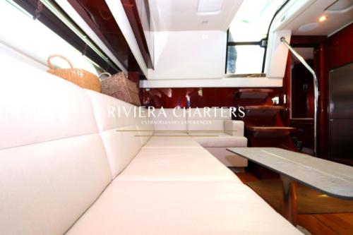 47 Ft Sea Ray Sundancer yacht rental in Cancun by Riviera Charters 12