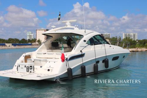 47 Ft Sea Ray Sundancer yacht rental in Cancun by Riviera Charters 15
