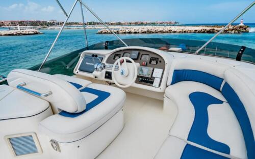 50-Ft-Azimut-Luxury-Yacht-Tulum-and-Riviera-Maya-yacht-rental-and-bachelorette-party-by-Riviera-Charters-5
