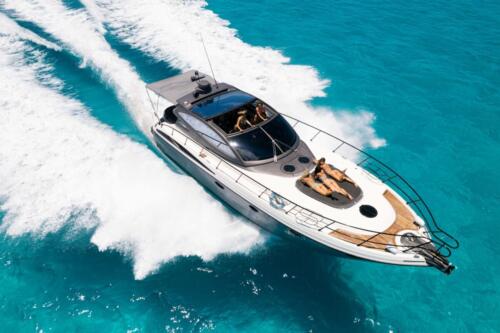 50-Ft-Cranchi-Mediterrane-Cancun-and-Isla-Mujeres-yacht-rentals-by-Riviera-Charters-16
