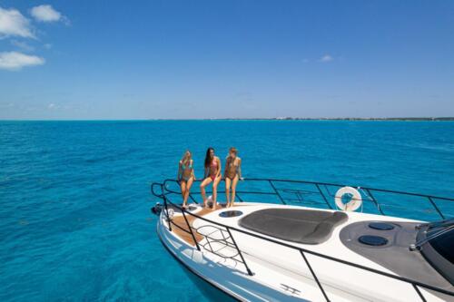 50-Ft-Cranchi-Mediterrane-Cancun-and-Isla-Mujeres-yacht-rentals-by-Riviera-Charters-25