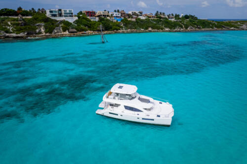 51-Ft-Leopard-Catamaran-yacht-rental-in-Cancun-by-Riviera-Charters-37