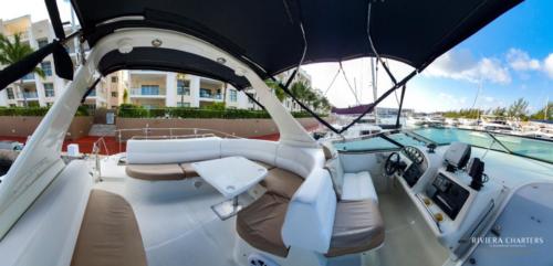 55 Ft Carver yacht renal in Cancun byRiviera charters 6