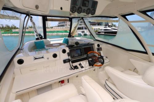58-Ft-Sea-Ray-with-flybridge-yacht-rental-in-Cancun-and-Isla-Mujeres-by-Riviera-Charters-42