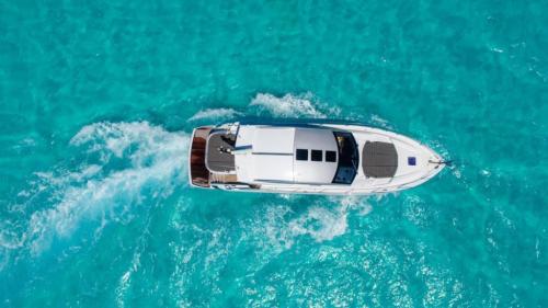 60 Ft Sunseeker predator yacht rental in Cancun by Riviera Charters 13