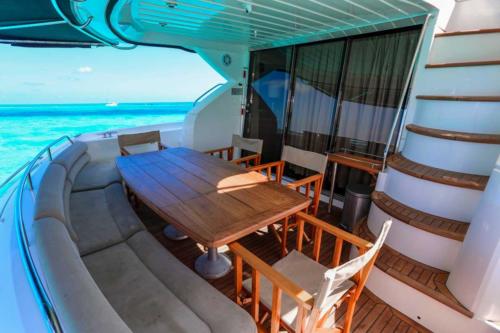 64 Ft Sunseeker Manhattan yacht rental in Cancun by Riviera Charters 10