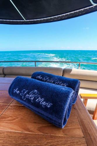 64 Ft Sunseeker Manhattan yacht rental in Cancun by Riviera Charters 19