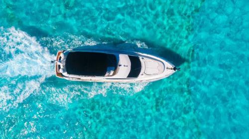 64 Ft Sunseeker Manhattan yacht rental in Cancun by Riviera Charters 22