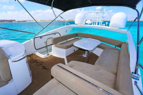 64 Ft Sunseeker Manhattan yacht rental in Cancun by Riviera Charters 6