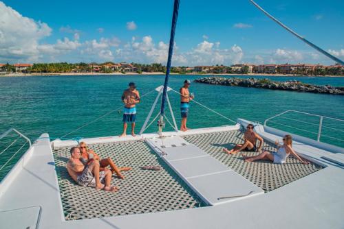 65 Ft Catamaran Rental in Puerto Aventuras by Riviera Charters 7