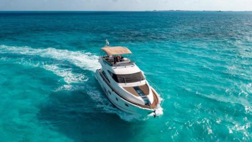 68-Ft-Addited-yacht-rental-in-Cancun-and-Isla-Muejres-by-Riviera-Charters-11