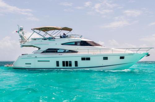 68-Ft-Addited-yacht-rental-in-Cancun-and-Isla-Muejres-by-Riviera-Charters-22
