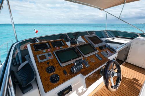 79-Dyna-Craft-yacht-rental-in-Cancun-and-Isla-Mujeres-by-Riviera-Charters-39
