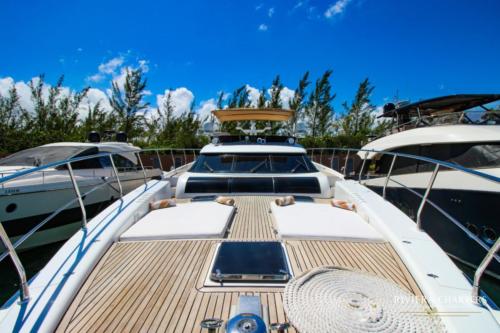 79 Ft Dyna Craf yacht rental in Cancun by Riviera Charters 29