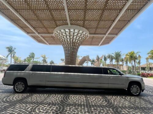 Cadillac-scalade-rental-in-Cancun-Costa-Muejres-and-Riviera-Maya-by-Riviera-Charters-2