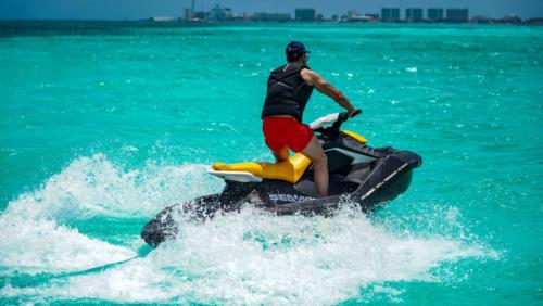 Jetski rental in Cancun by Riviera Charterrs 2