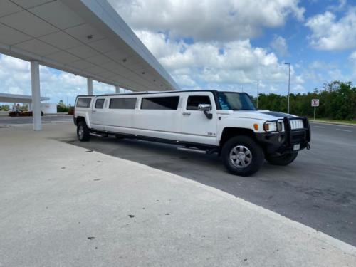 Limousine rental in Cancun HUMMER by Riviera Charters 5