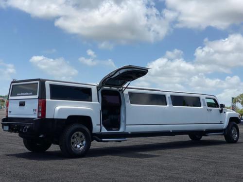 Limousine rental in Cancun HUMMER by Riviera Charters 7