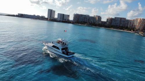 Sport-fishing-private-charters-and-luxury-rentals-in-Cancun-by-Riviera-Charters-13